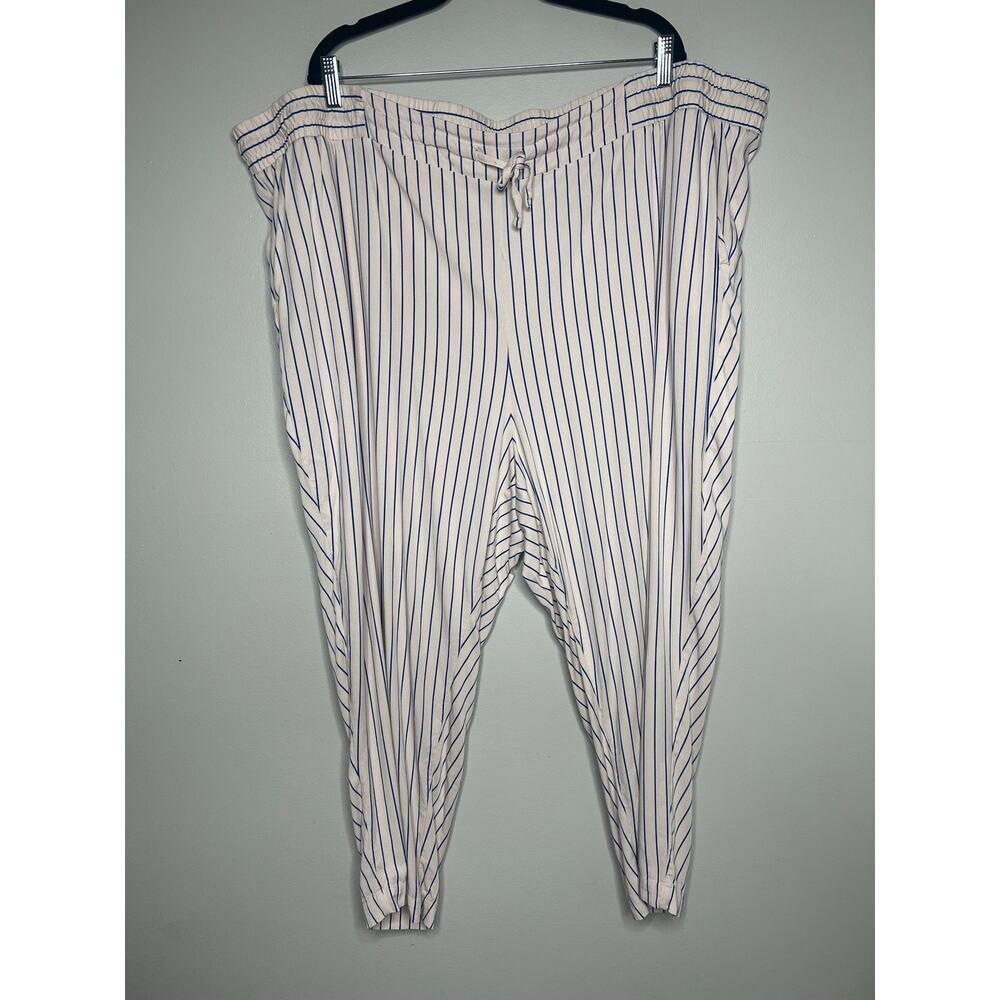 Torrid Plus Size 5X Pull-On Pant Cropped Ivory Blue Striped Lightweight Nautical